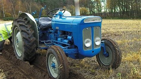 Find the data specifications and serial numbers here to date your tractor. . Fordson super dexta 1964 for sale